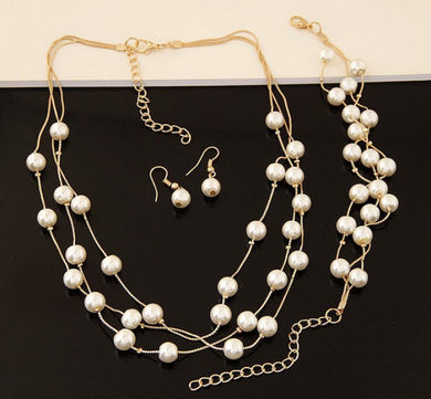 Pearl Rhinestone Necklace